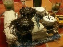 It's alive! The cake.